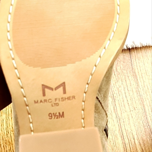 Marc Fisher Suede Bellen Ankle Boots Size 9.5 - Picture 10 of 14